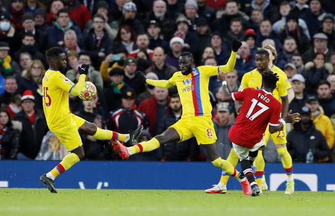 TRỰC TIẾP Man Utd 1-0 Crystal Palace (H2): Fred lên tiếng - Bóng Đá