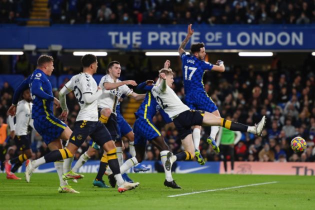 Chelsea rất cần một chiến thắng.