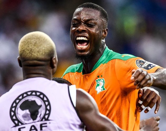 Watch: Arsenal’s Nicolas Pepe scores with brilliant curler at AFCON - Bóng Đá