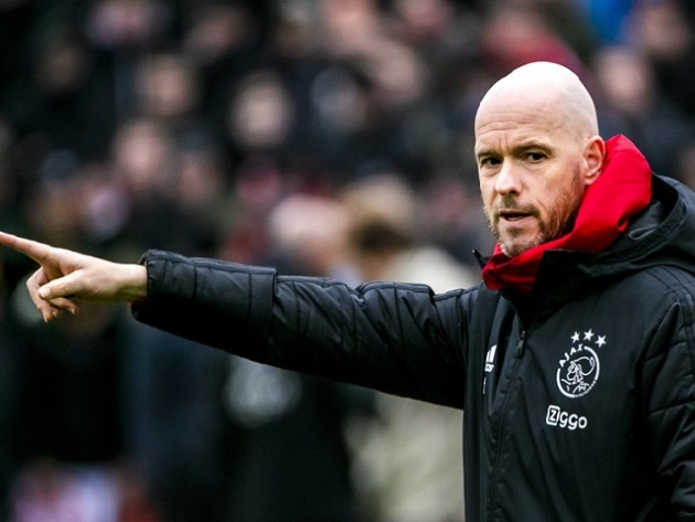 Ajax boss Erik ten Hag is having English lessons to try and give himself the best chance of landing the Manchester United  - Bóng Đá