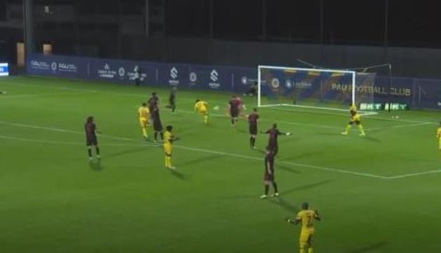 Quang Hải ghi bàn thắng đầu tiên trên đất Pháp - Bóng Đá