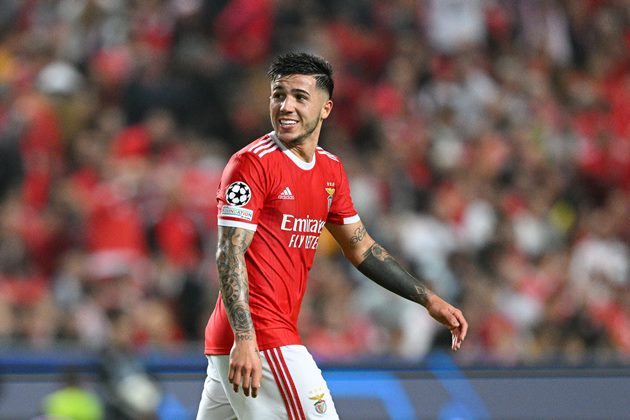 Man Utd crazy to take Enzo Fernandez from Benfica in January - Bóng Đá