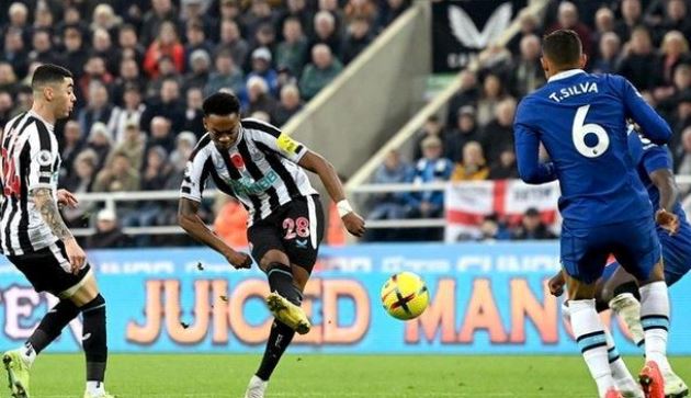 Chelsea boss Graham Potter explains telling Aubameyang substitute snub in Newcastle defeat - Bóng Đá
