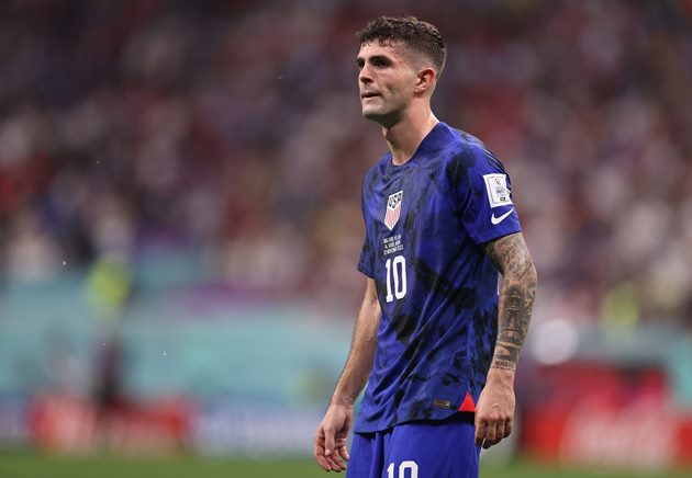 ARSENAL JOIN MAN UTD AND NEWCASTLE IN PULISIC RACE - Bóng Đá