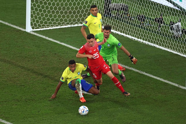 TRỰC TIẾP Brazil 0-0 Thụy Sĩ (H2): VAR từ chối bàn thắng của Vinicius - Bóng Đá