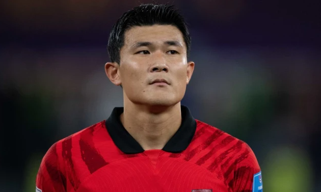 Kim Min-jae South Korea World Cup star Kim Min-jae claims he’s ‘disturbed’ by Manchester United transfer links - Bóng Đá