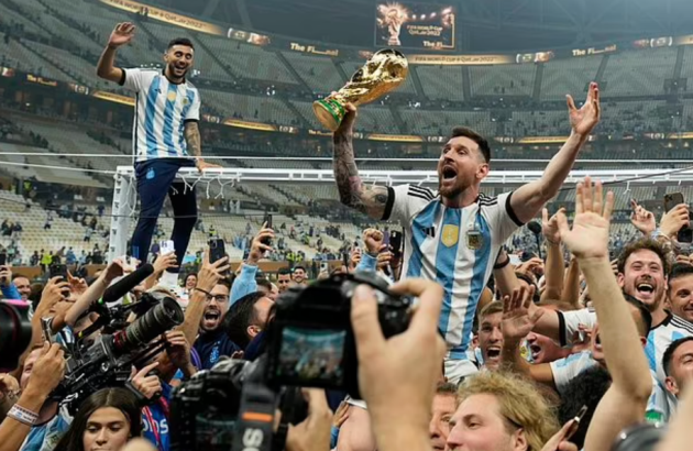 Messi plans to play on for Argentina after World Cup win - Bóng đá Việt Nam