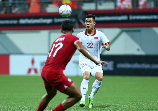 Việt Nam không thể xuyên thủng mành lưới Singapore. Ảnh Zing.