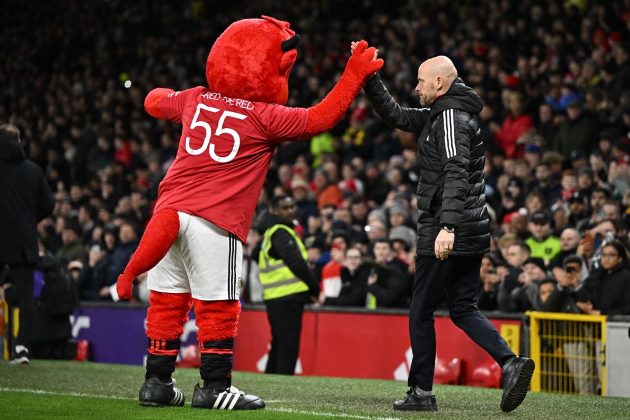 Erik ten Hag responds to Wout Weghorst questions as Manchester United reportedly close in on deal - Bóng Đá