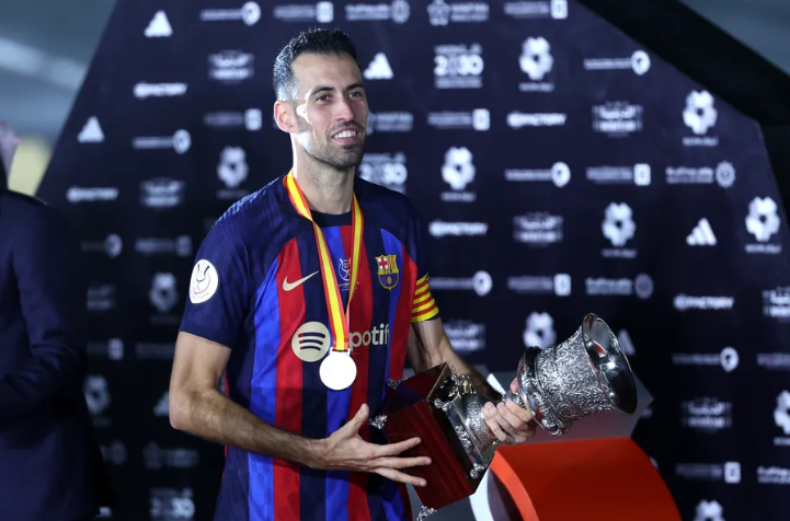 Barcelona’s Sergio Busquets turns down €20m deal to join Ronaldo’s Al Nassr - Bóng Đá