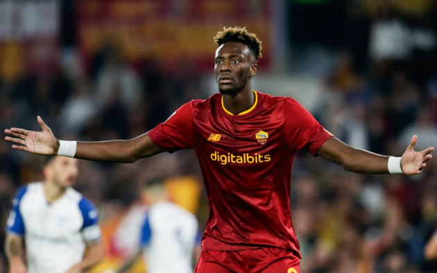 Tammy Abraham a back-up plan for Man Utd if they miss out on Harry Kane and Victor Osimhen - Bóng Đá