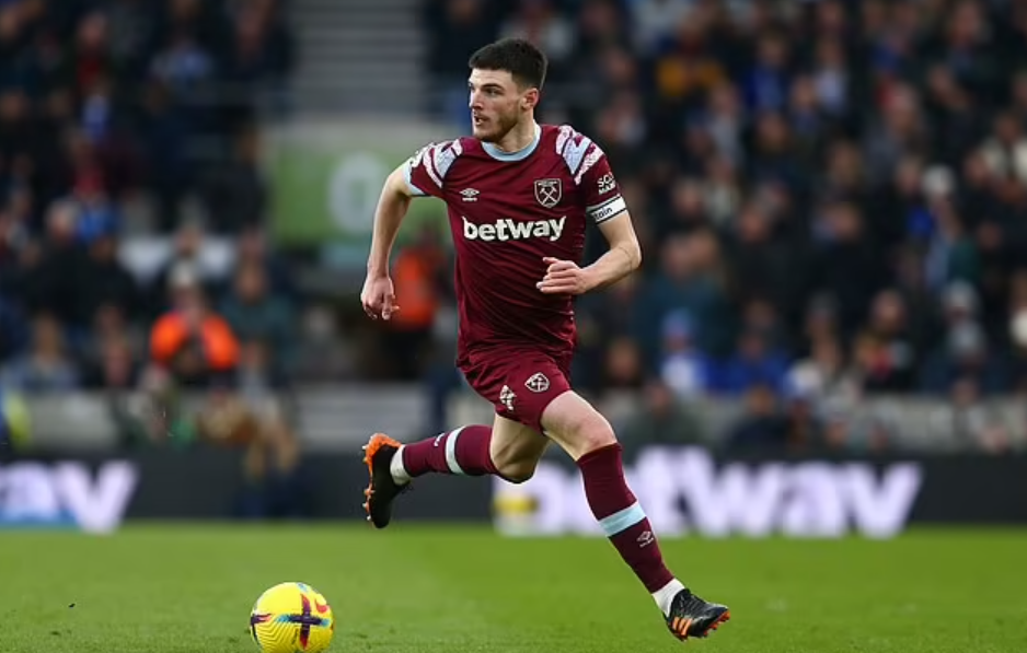 Declan Rice 'is likely to join Arsenal this summer' after West Ham 'failed to convince the midfielder that the club are progressing - Bóng Đá