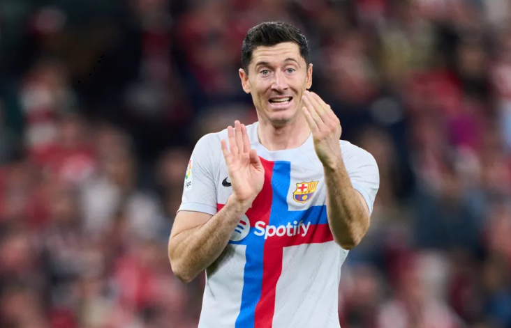 Lewandowski says Barcelona need ‘one or two changes’ to become ‘spectacular’ - Bóng Đá