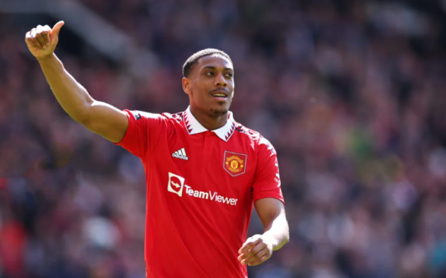 Vấn đề của Martial là thể lực.