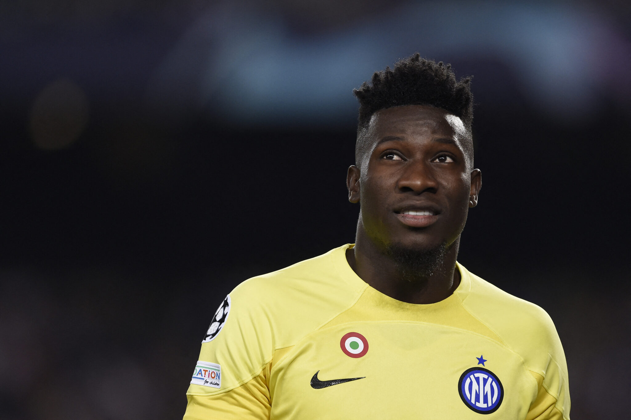 Man Utd interested in signing Andre Onana, Chelsea also in the transfer race - Bóng Đá