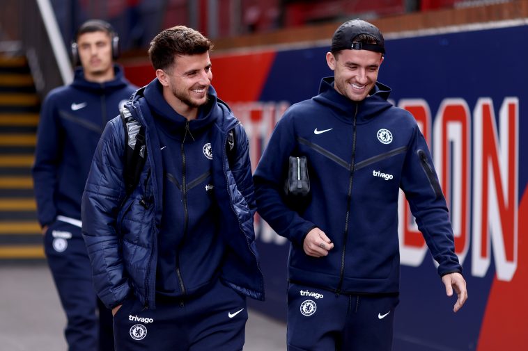 “He’s my best mate”- Chelsea star urges Manchester United target Mason Mount to stay with the Blues - Bóng Đá