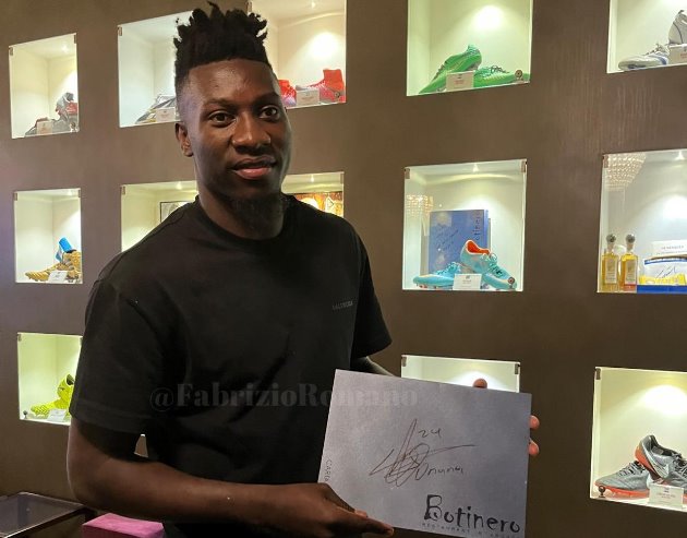 André Onana on his final dinner in Milano, here at Javier Zanetti’s Botinero restaurant. - Bóng Đá