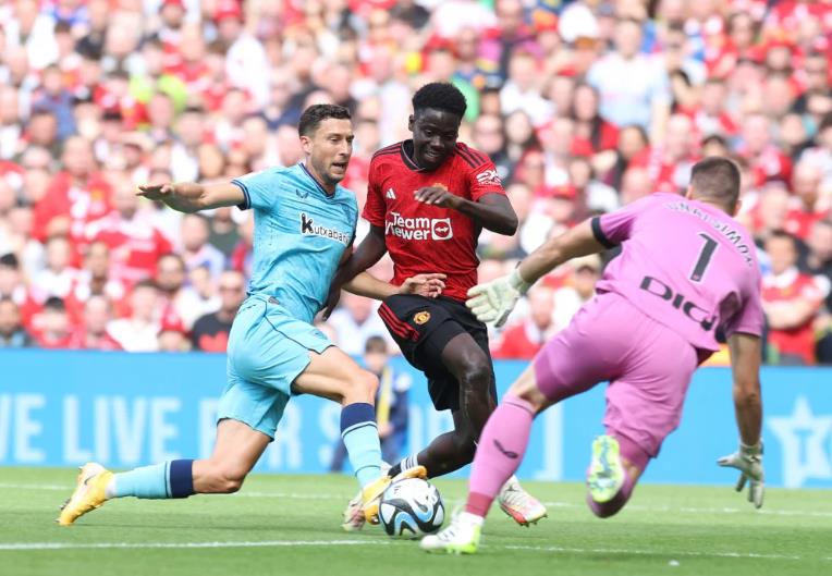 Man United thiếu chiều sâu đội hình.