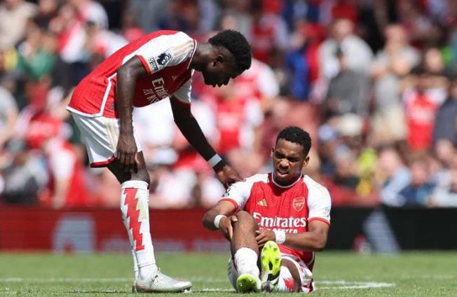 Jurrien Timber has been forced off injured for Arsenal - Bóng Đá