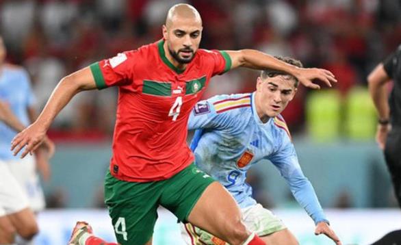Amrabat rất giàu sức chiến đấu.