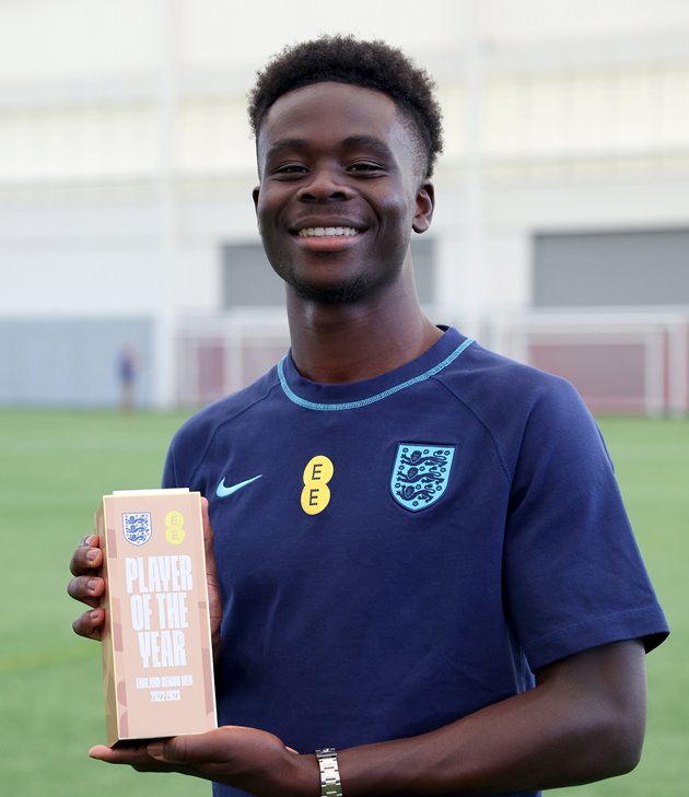 Saka beats Bellingham to England's player of the year award - Bóng Đá