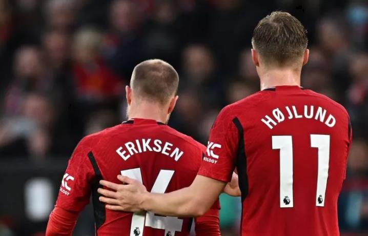 Eriksen và Hojlund khiến M.U lo lắng.