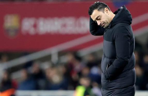 FC Barcelona Coach Xavi Slams ‘Unacceptable’ First Half Against Almeria: ‘We Aren’t The Barca Of 2010’ - Bóng Đá