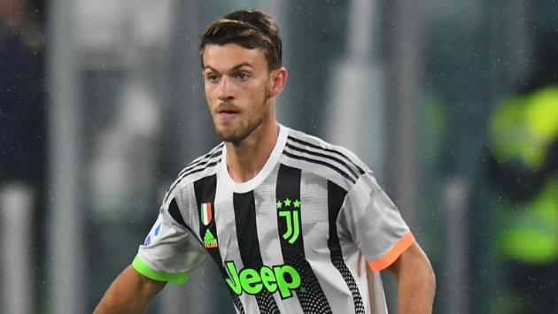 Barcelona is reportedly considering a move for Juventus defender Daniele Rugani - Bóng Đá