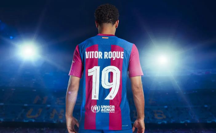 Barcelona Sporting Director Deco credited with Vitor Roque signing, club statutes called into question Football Espana 08:32  - Bóng Đá