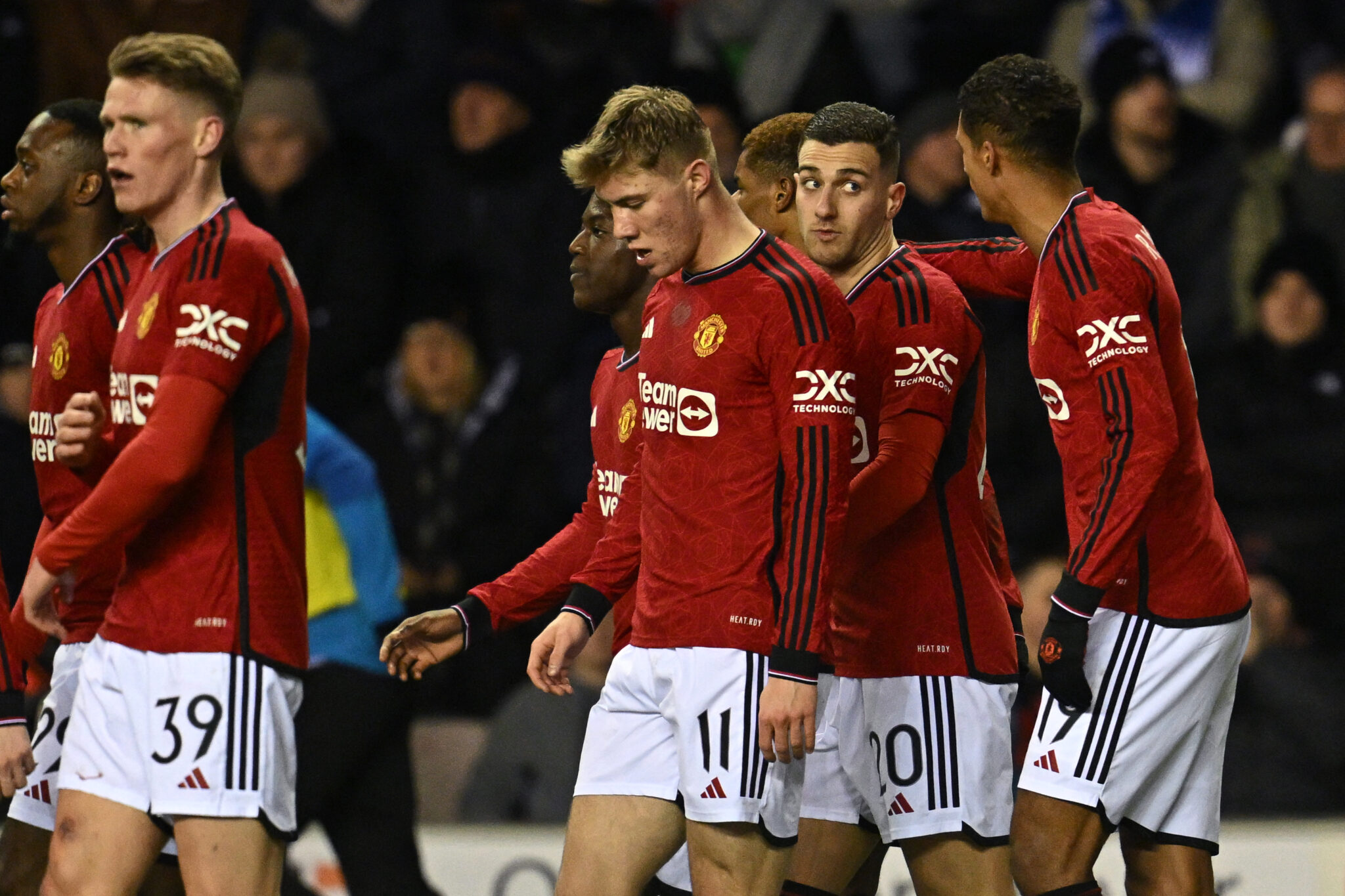 Man United vượt trội so với Newport County.