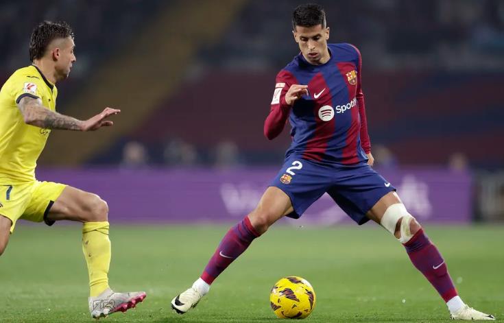 Joao Cancelo says he was a ‘disaster’ for Barcelona against Villarreal - Bóng Đá
