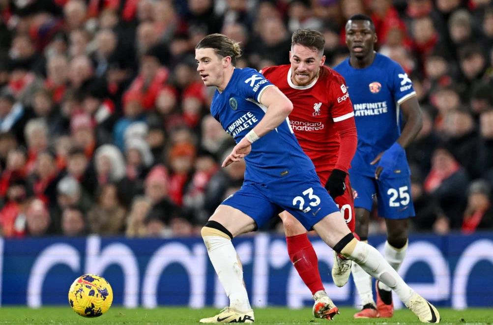 Conor Gallagher và toàn đội Chelsea chơi không tốt trong hiệp 1.