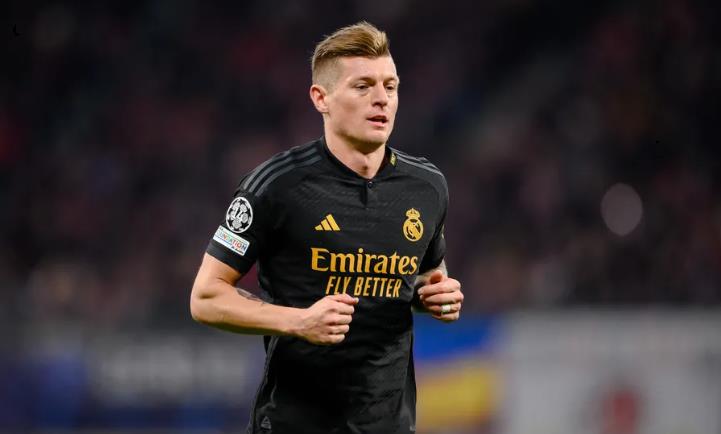 Real Madrid’s Toni Kroos shuts down Bayern Munich rumors, unsure on German national team return - Bóng Đá