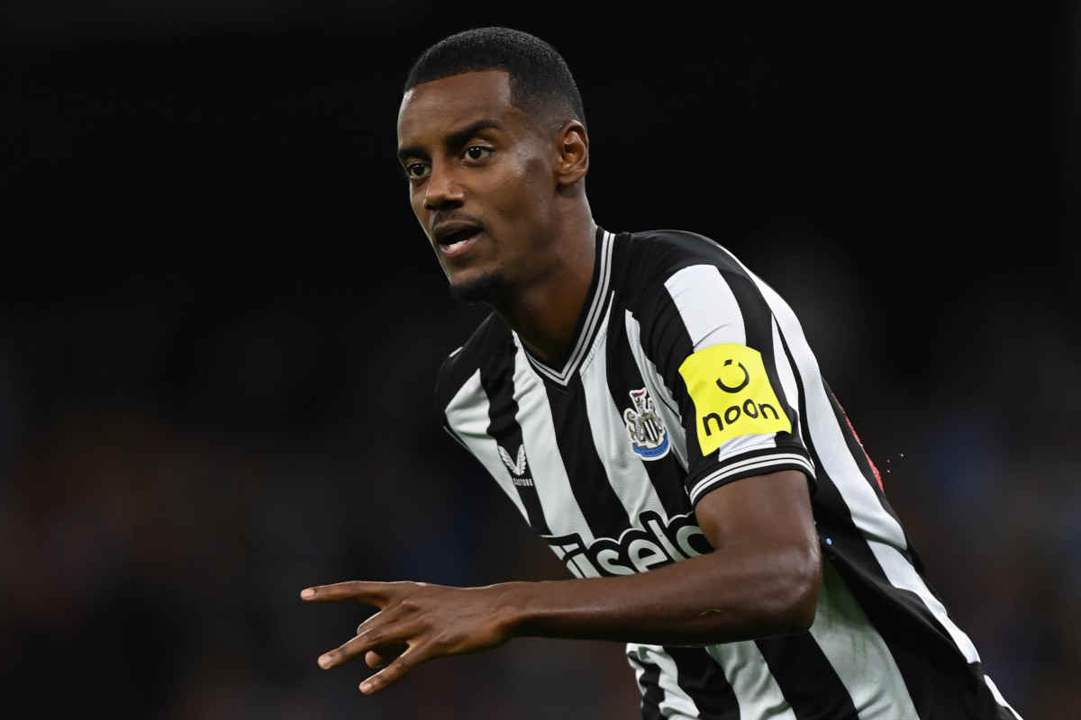 Alexander Isak được liên kết nhiều với Arsenal.