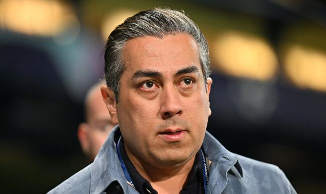 Behdad Eghbali sẽ thay Boehly lãnh đạo Chelsea?