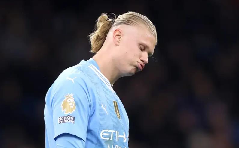 Why was Erling Haaland dropped? Pep Guardiola explains decision to bench hitman for Aston Villa test - Bóng Đá