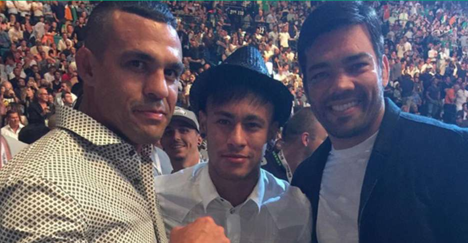 Ronaldo, Neymar và những cầu thủ yêu thích UFC - Bóng Đá