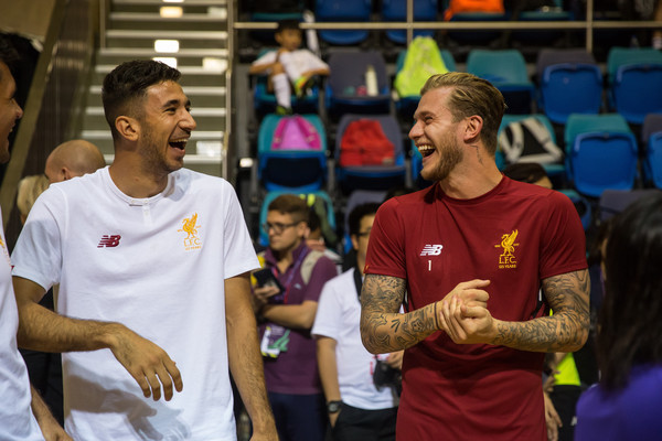 Ảnh giao lưu trẻ em Asia Trophy - Bóng Đá