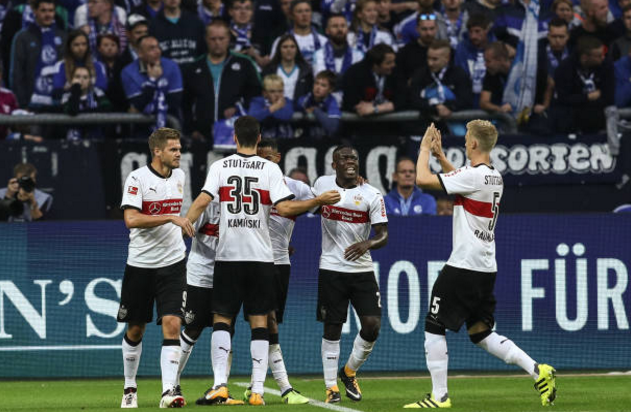 Schalke 3-1 Stuttgart: Hoàng đế xanh cho Thiên nga phơi xác - Bóng Đá