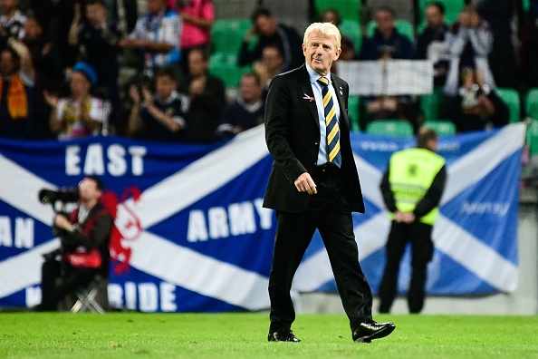 'Cầm vàng để vàng rơi', Scotland tức tưởi rời cuộc chơi - Bóng Đá
