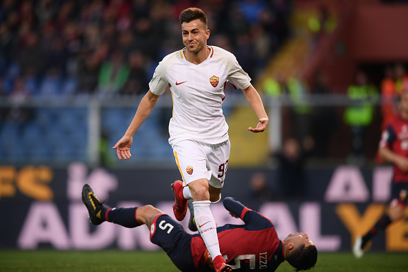 Thẳng tay tát đối thủ, De Rossi mang họa cho Roma - Bóng Đá