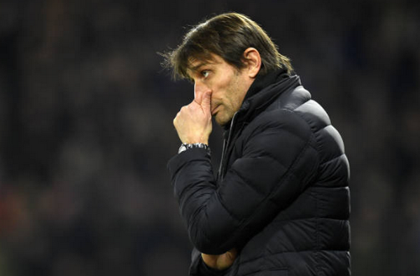 Muôn vàn cảm xúc của Conte trong trận đấu có thể là cuối cùng với Chelsea - Bóng Đá