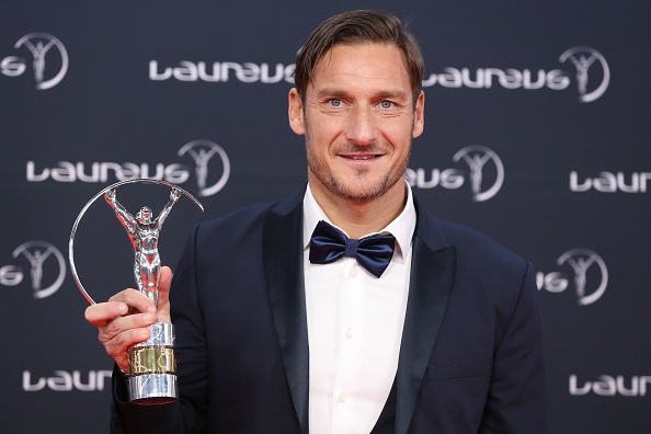 Huyền thoại của những huyền thoại, Totti được vinh danh tại 'Oscar thể thao' - Bóng Đá