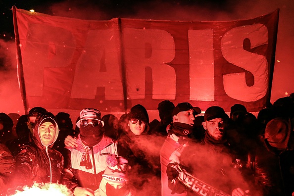 Khói lửa mù mịt ngày 'mộng bá vương' của PSG tan vỡ - Bóng Đá