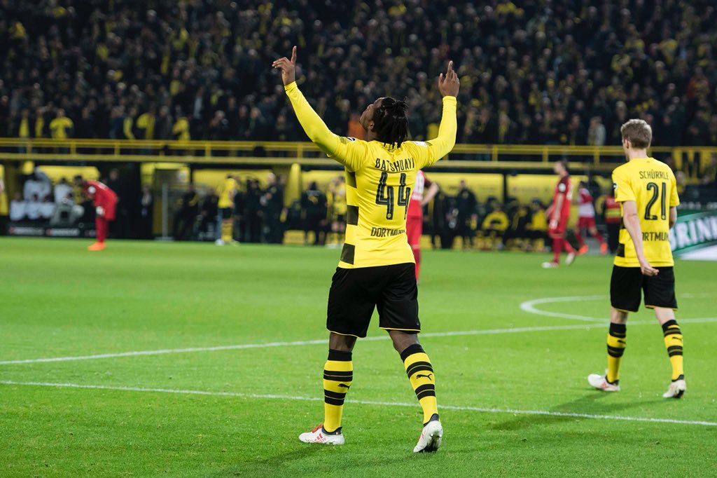 Batshuayi lập cú đúp, Dortmund 'nghẹt thở' giành thắng lợi phút bù giờ - Bóng Đá