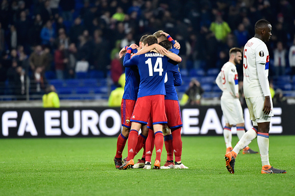 Thua sốc trên sân nhà, Lyon ngậm ngùi chia tay Europa League - Bóng Đá