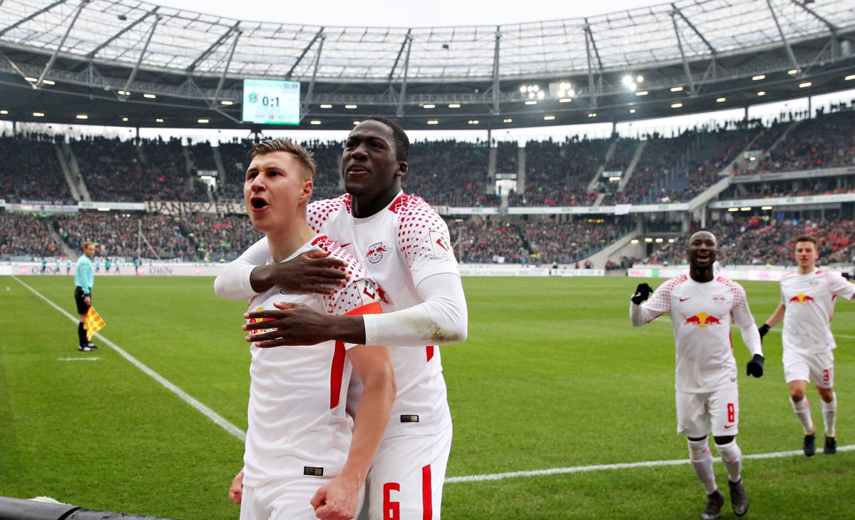 Thắng kịch tính, Leipzig trở lại nhóm dự Champions League - Bóng Đá