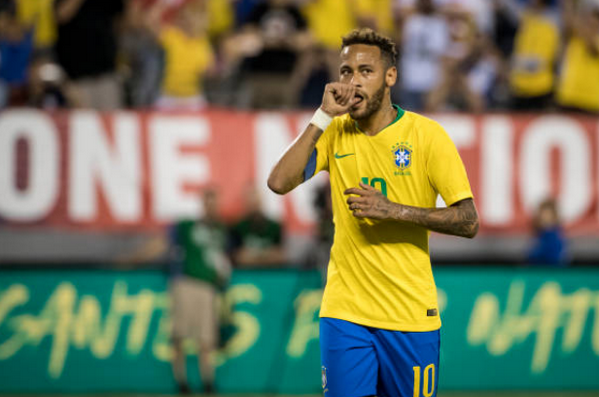 Neymar tái hiện hình ảnh quen thuộc tại World Cup - Bóng Đá