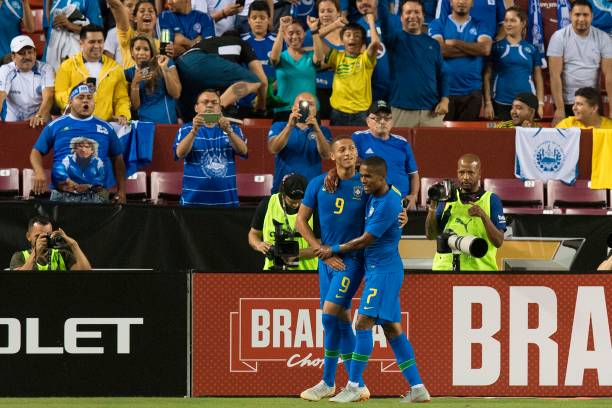 Lần đầu ra mắt Brazil, Richarlison đã ăn đứt Neymar về khoản này - Bóng Đá