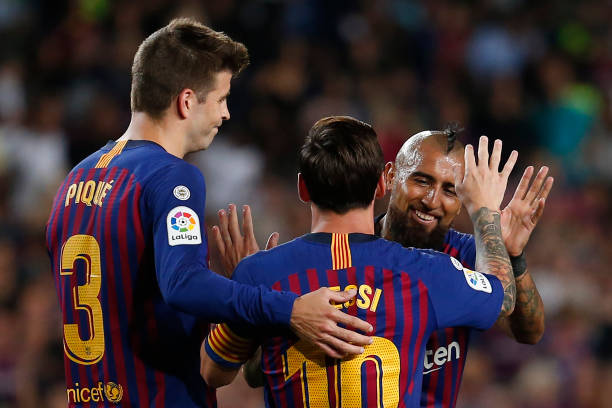 Tân binh nhận thẻ đỏ, Barcelona toát mồ hôi tại Camp Nou - Bóng Đá